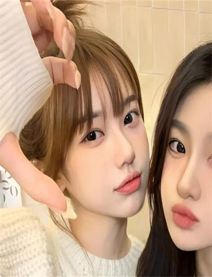 《女孩上陆》观看指南：剧情走向、时间线梳理与人物关系图详解，双语字幕